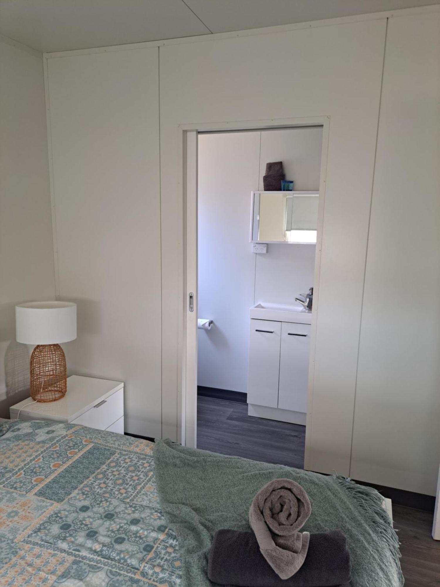 Echo Beach Tourist Park Lakes Entrance Zimmer foto